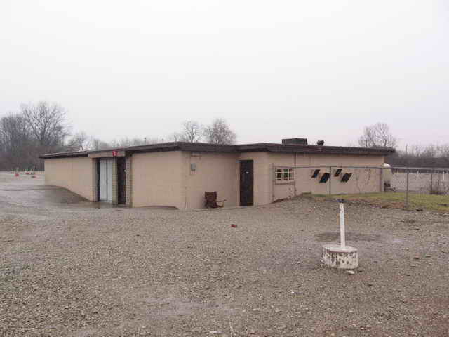 Skyborn Drive-In - 2006 Photo